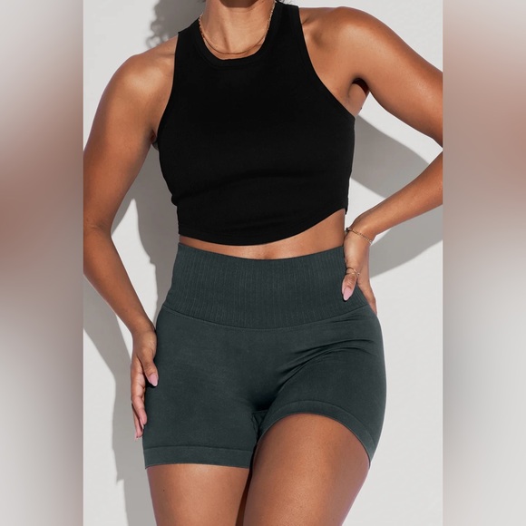 Popflex Supersculpt Seamless Midi Shorts - Picture 2 of 6